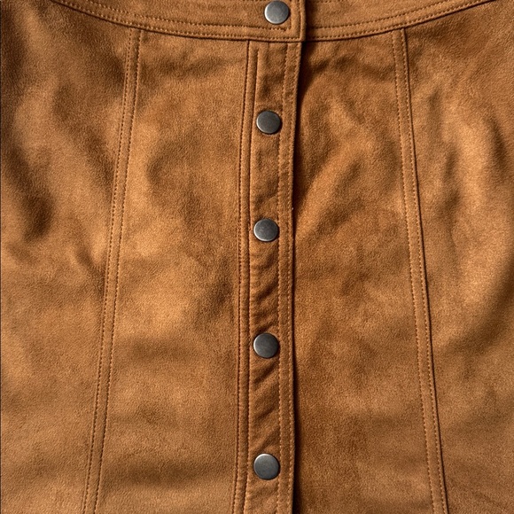 No Boundaries Faux Suede Skirt Knee Length Size Medium - Picture 2 of 6